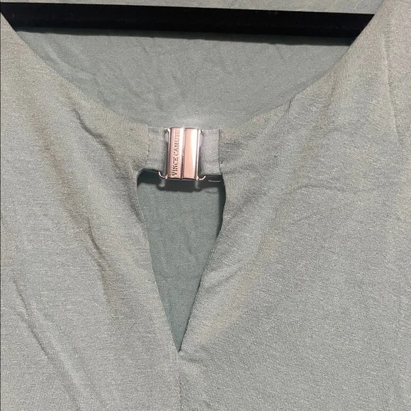 Vince Camuto Aqua V-Neck Tunic - Picture 3 of 4